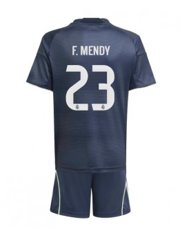 Billige Real Madrid Ferland Mendy #23 Bortedraktsett Barn 2025-26 Kortermet (+ Korte bukser)